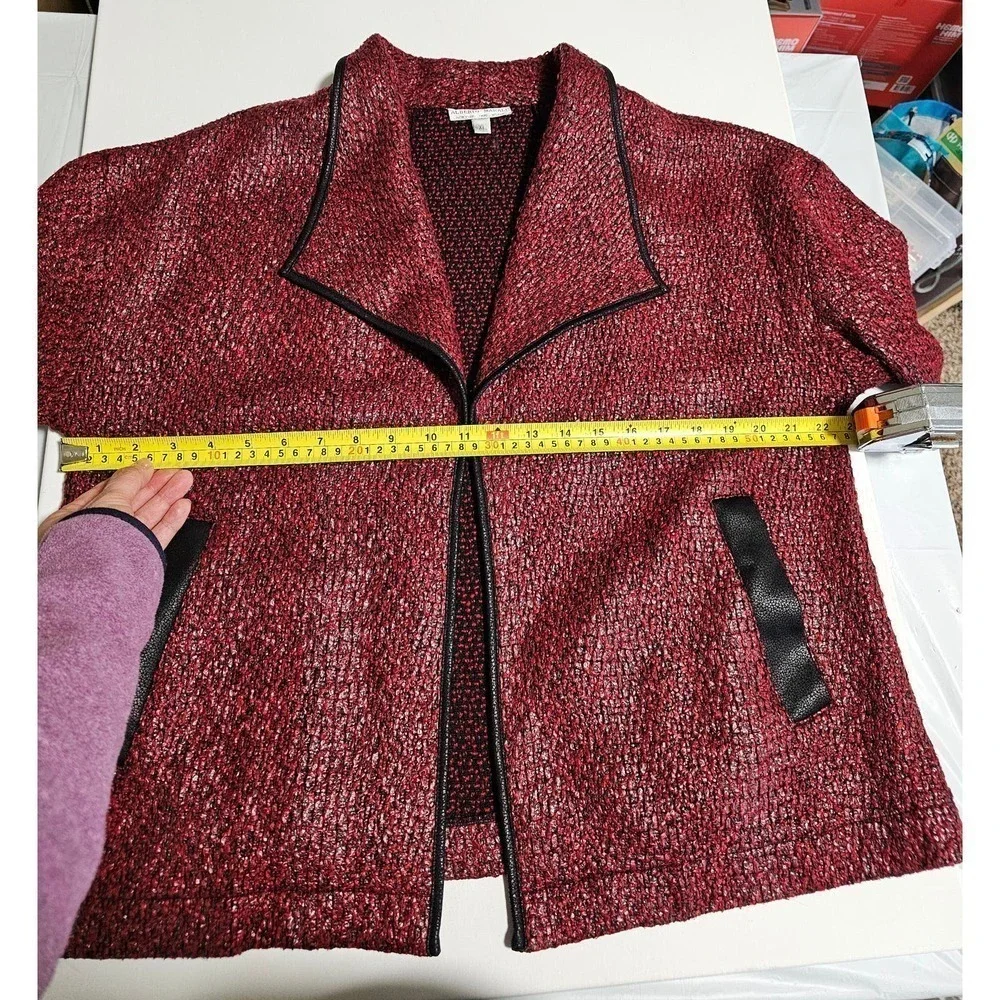 Alberto Makali XL 3/4 sleeve Burgundy Textured Jacket‎ kimono. Designer. Artzy